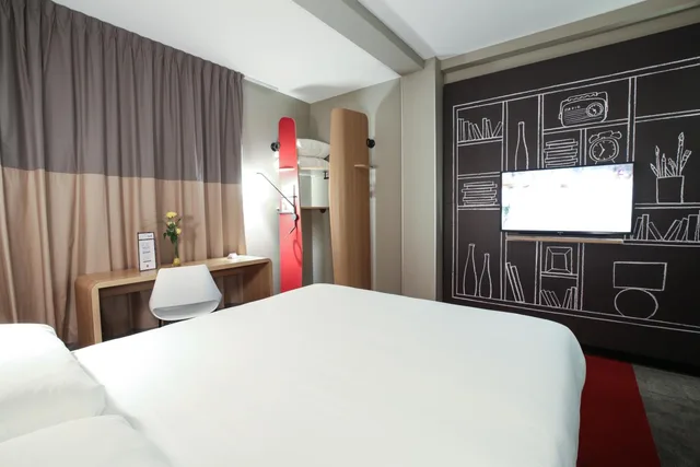 غرفة قياسية بسرير كوين، Ibis Niort Est Mendes France 4/6