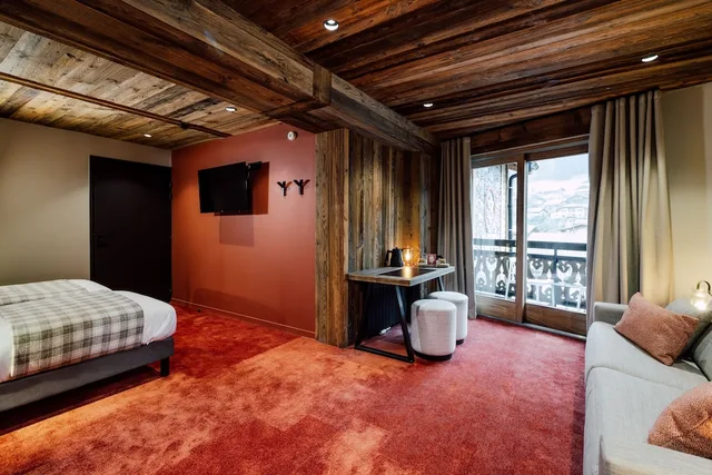 جناح تقليدي بسرير كوين مع أريكة، Hôtel Alté Névé 2/3