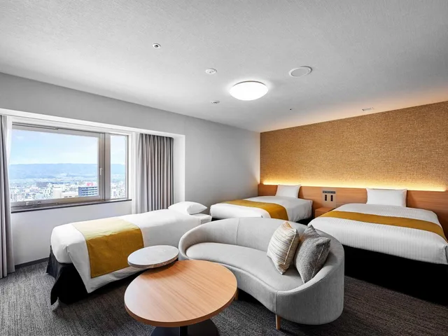 غرفة ثلاثية بإطلالة على المدينة، Daiwa Roynet Hotel WAKAYAMA 1/1