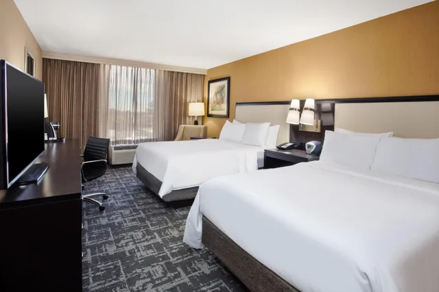 Room, Double Bed, Accessible, Crowne Plaza Hotel Greenville I 385 Roper Mtn Rd 1/3