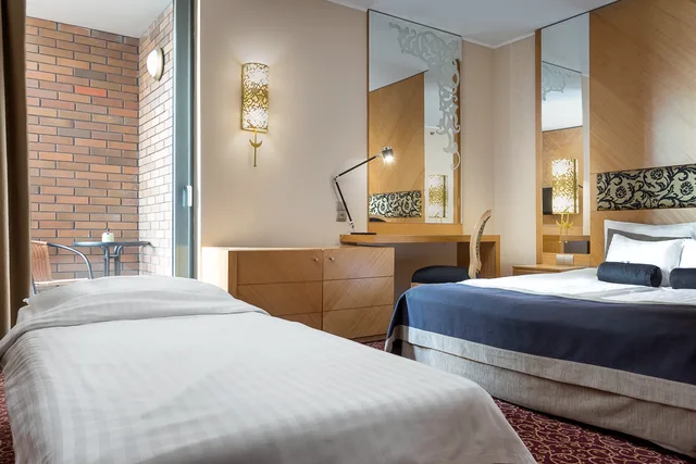 غرفة سوبيريور بشرفة، Marmara Hotel 2/3