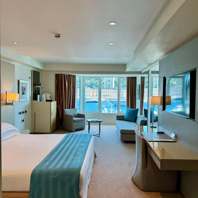 جناح جونيور بإطلالة على المرفأ، Port Palace Hotel 6/10