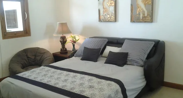 جناح ديلوكس بسرير كوين، The Sanctuary Boutique Bungalow Kandy 1/3