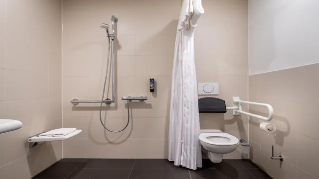 غرفة بسرير كوين لذوي الإعاقة، Holiday Inn - the niu, Ridge Halle Central Station, an IHG Hotel 8/10