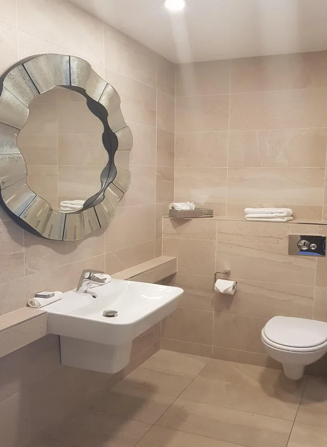 غرفة ثلاثية بسريرين، Hotel Kilkenny 3/3