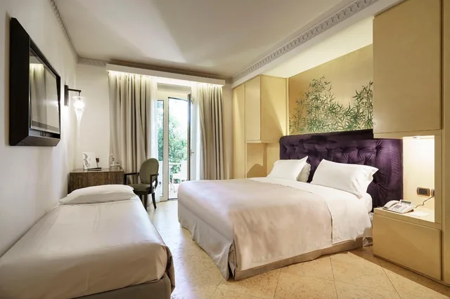 غرفة كلاسيكية ثلاثية بشرفة، Romano Palace 3/5
