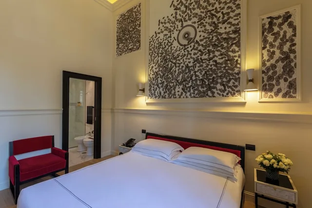 جناح رئاسي بسريرين كينج مع أريكة، Roma Luxus Hotel 3/10