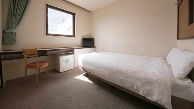 Small Double, Single, Heiwadai Hotel Otemon 1/1
