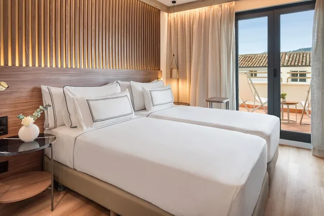 The Level, Premium, Queen Bed, Terrace، Melia Granada 2/3