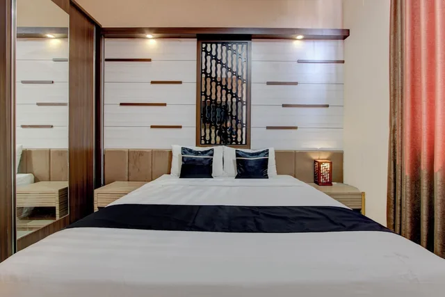 غرفة ديلوكس بسرير مزدوج، Collection O near Stadion Manahan formerly Graha Laweyan Solo 6/6