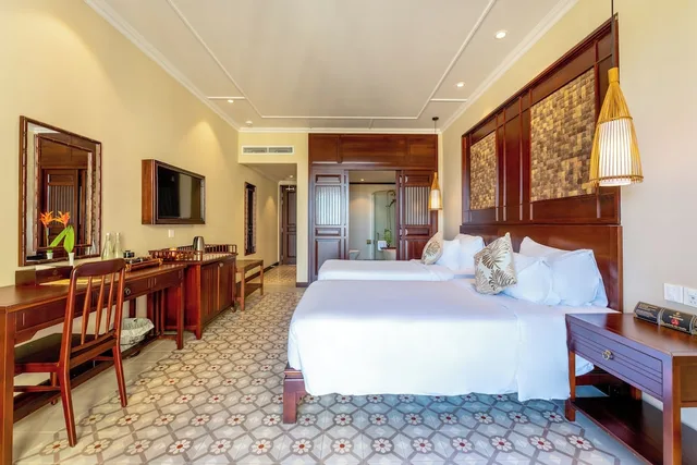 غرفة ديلوكس بسريرين منفصلين بإطلالة على المسبح بشرفة، Ahoy Hoi An Boutique Resort & Spa 3/5