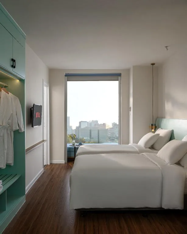 غرفة ديلوكس بسريرين منفصلين بإطلالة على المتنزه، Sonnet Saigon Hotel 2/10