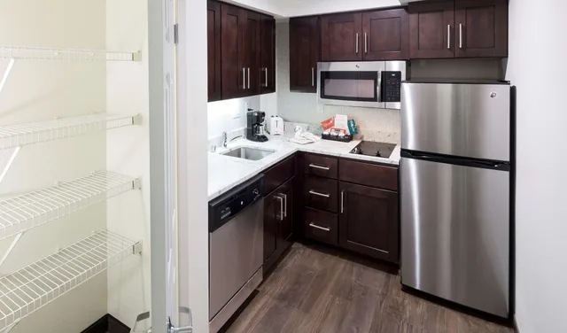 Deluxe, King Bed, Homewood Suites by Hilton San Jose Airport-Silicon Valley 6/7