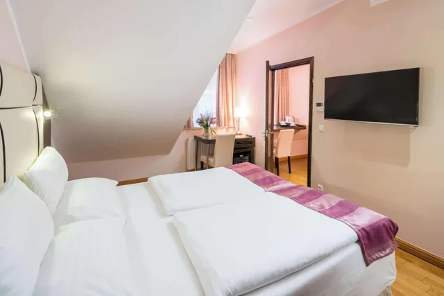 Apartment, Multiple Beds, Kitchenette، Best Western Plus Hotel Arcadia 6/10