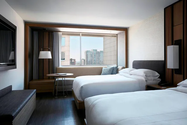 غرفة بسريرين مزدوجين في طابق مرتفع، Charlotte Marriott City Center 2/5