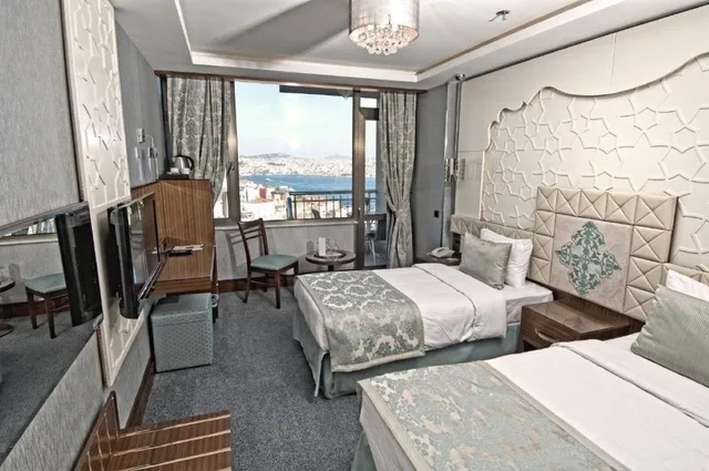 غرفة سوبيريور بشرفة، Grand Star Hotel Bosphorus 1/2