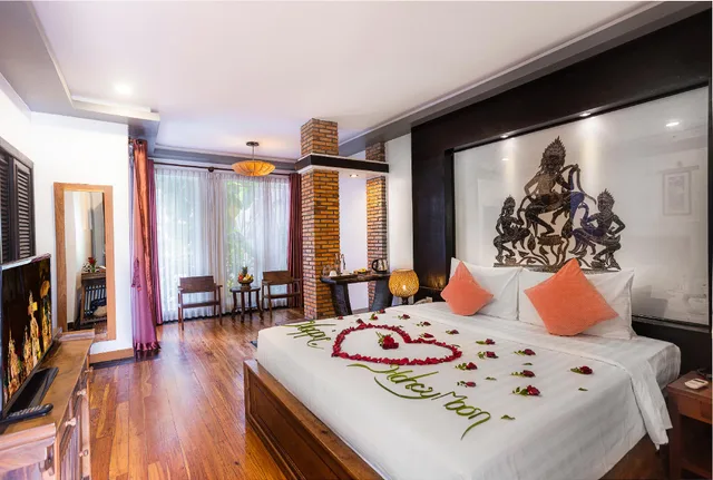 غرفة ديلوكس عائلية بسرير كينج وسرير فردي بشرفة، Sakaban Residence 1/3