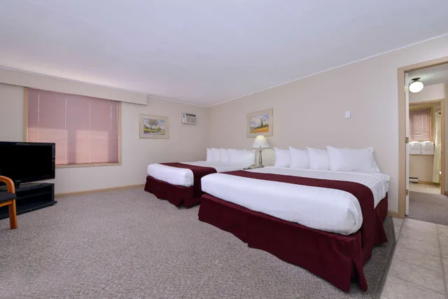 جناح ديلوكس بسريرين كينج، Canadas Best Value Inn Suites Vernon 2/4