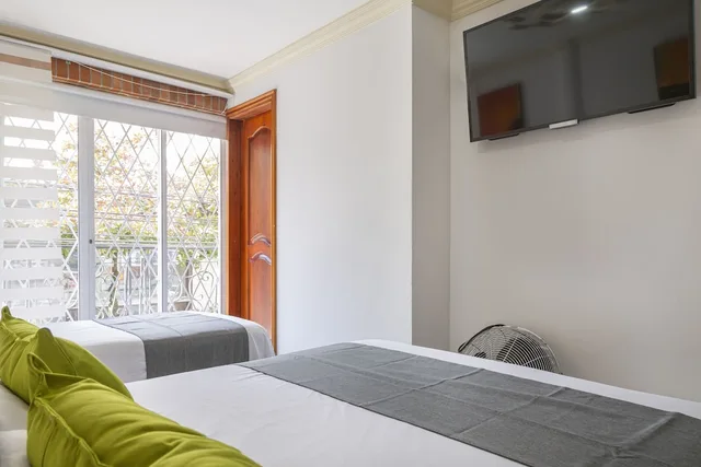 غرفة قياسية ثلاثية بسرير مزدوج وسرير فردي، Ayenda 1258 Boutique Laureles Home 6/10