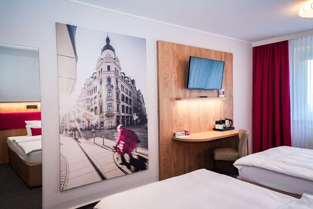 غرفة كومفورت بسريرين منفصلين بشرفة، Best Western Hotel Windorf 3/7