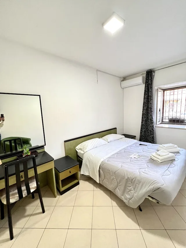 غرفة قياسية بسرير كوين، Hotel Como 5/10