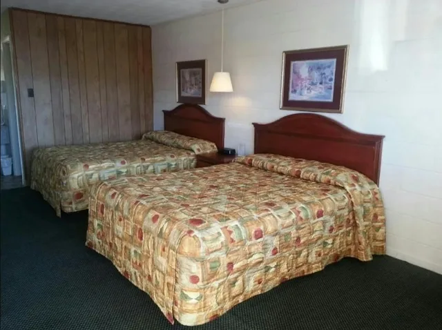 غرفة بسريرين كوين، Budget Inn By OYO Natural Bridge I-81 2/4