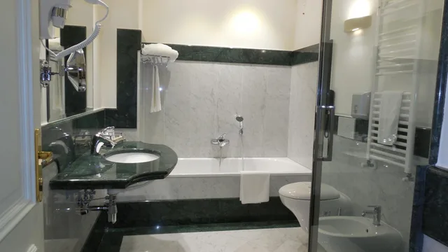 غرفة كلاسيكية بسرير مزدوج بإطلالة على البحر، Hotel Marechiaro 3/4