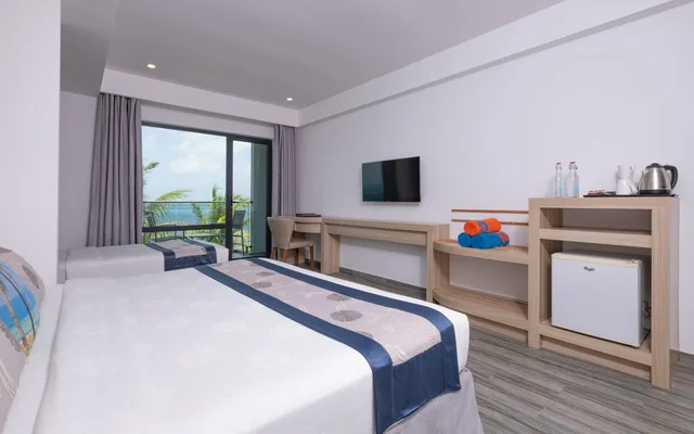 غرفة ديلوكس عائلية بإطلالة على البحر بشرفة، Kaani Grand Seaview 10/10