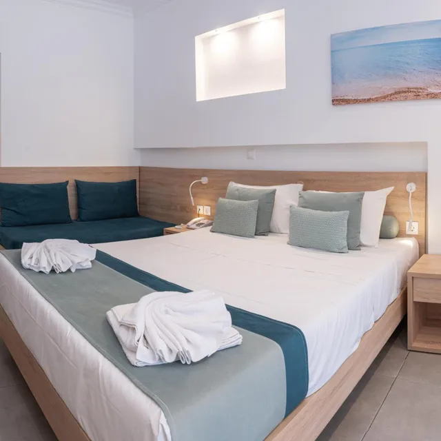 Junior Suite, Shared Pool، Delfinia Resort Hotel - All Inclusive 2/8