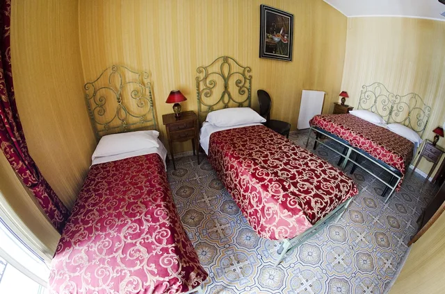 غرفة رباعية بأربعة أسرّة، Hotel Villa Maria 1/4