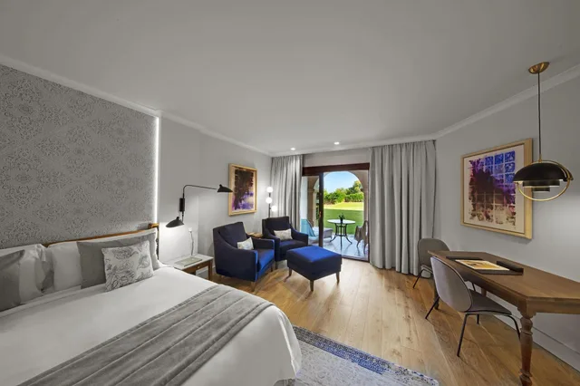 غرفة غراند بسرير مزدوج، St Regis Mardavall Mallorca Resort 3/8