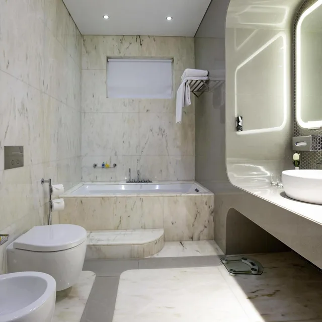 1 Bedroom, Diplomat, Suite, King Bed، La Cigale Hotel 4/6