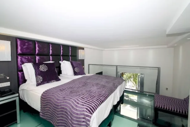 جناح دوبلكس، Golden Tulip Cannes de Paris 2/7