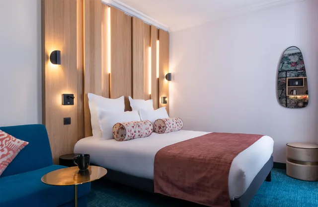 غرفة كومفورت ثلاثية بسرير مزدوج مع أريكة، Leonardo Boutique Hotel Paris Opera 3/3
