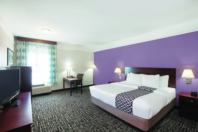 غرفة قياسية بسرير كينج، La Quinta Inn And Suites By Wyndham Mansfield Tx 1/2