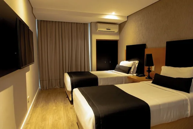 غرفة ديلوكس بسريرين منفصلين، Slaviero Hotel Curitiba Batel 7/10