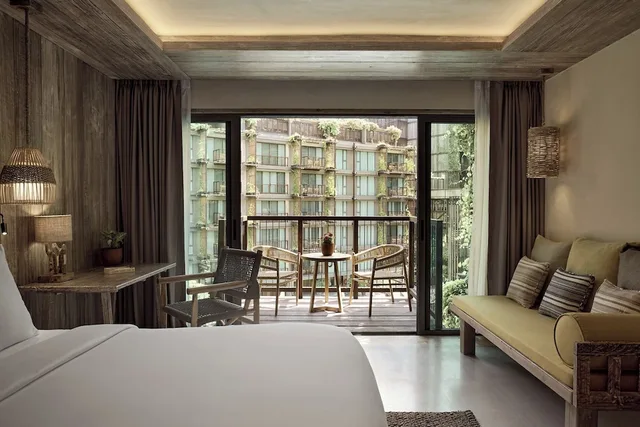 جناح بسرير كينج بإطلالة على المسبح بغرفة نوم واحدة، Dinso Resort 4/7