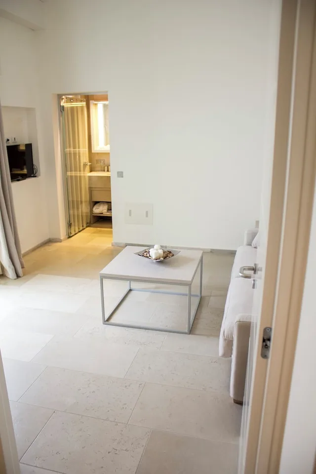 جناح بسرير مزدوج بشرفة مع أريكة، Relais Histo San Pietro sul Mar Piccolo 9/9