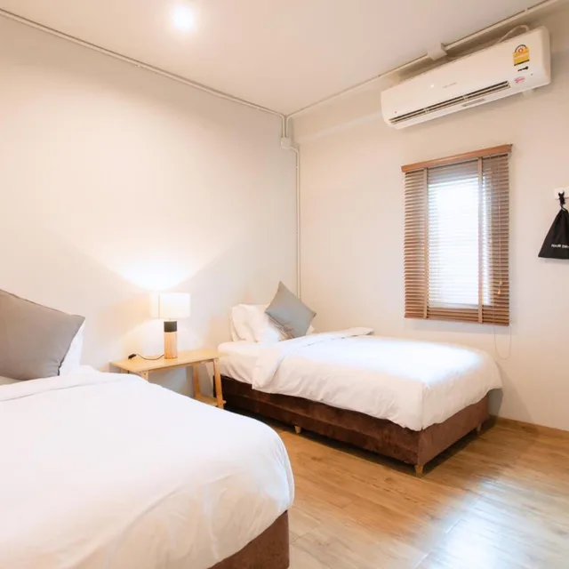 Superior, Twin Beds, Private Bathroom, Hotel PAPA Bangkok Siriraj 5/10