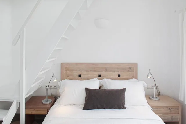 جناح، Ikastikies Suites 5/8