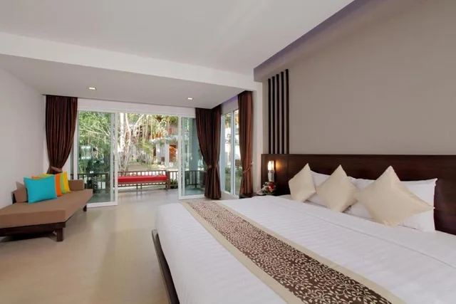 Grand, Deluxe, Double Bed, Sunset Wing، Sand Sea Resort Railay Beach 1/10