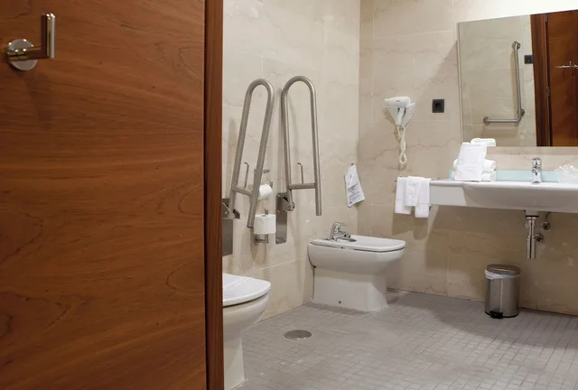 غرفة بسرير مزدوج أو سريرين منفصلين، Hotel Riscal 7/8