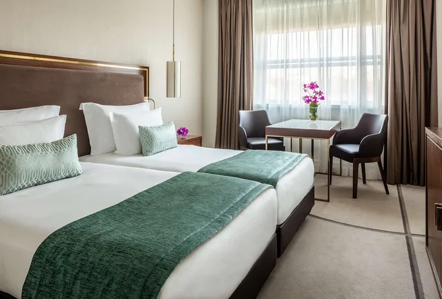 غرفة ديلوكس بسرير مزدوج بإطلالة على المدينة، Tivoli Avenida Liberdade the Leading Hotels of the World 2/8