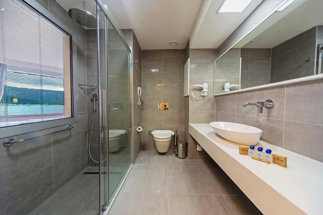 جناح ركني، Poseidon Hotel - Adults Only 8/8