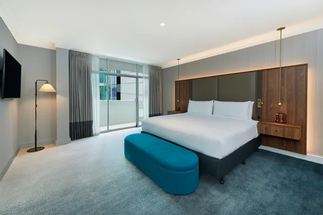 جناح بريميير بسرير كينج، Parmelia Hilton 1/10
