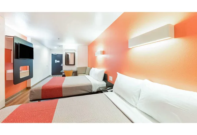 غرفة رباعية بسريرين مزدوجين للمدخنين، Motel6 Fort Worth, TX - North - Saginaw 1/5