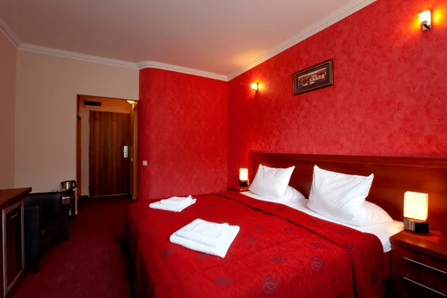 Room, Double Bed, Relax Inn Hotel Prague 1/10
