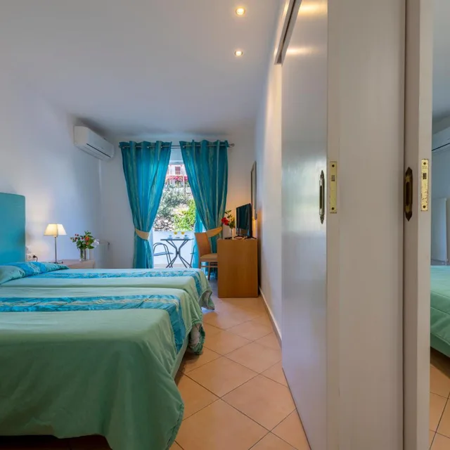غرفة عائلية، Skala Hotel 1/4
