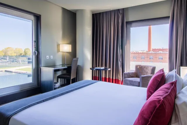 غرفة بريميوم مفردة، Melia Ria Aveiro 1/3