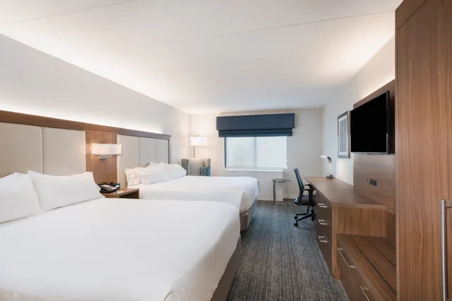غرفة بسريرين كوين، Holiday Inn Express Boston-Waltham 2/3